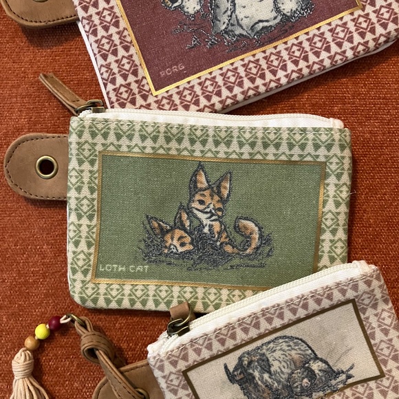 Star Wars Galaxy’s Edge Creatures 3 Zippered Pouch Coin Purse Porg Loth Disney - Picture 3 of 8